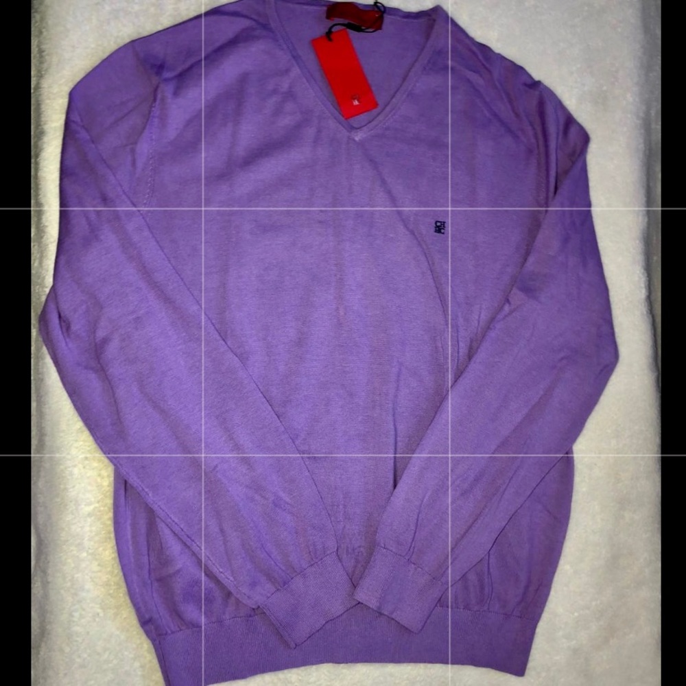 CAROLINA HERRERA Men’s V-Neck Sweater COLOR Purple